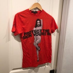 Marc Jacobs Dita Von Teese t shirt